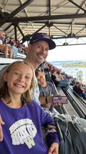 Washington Huskies - NCAA Football vs Washington State Cougars