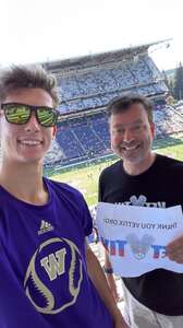 Washington Huskies - NCAA Football vs Washington State Cougars