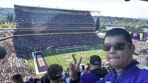 Washington Huskies - NCAA Football vs Washington State Cougars