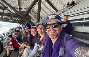 Washington Huskies - NCAA Football vs Washington State Cougars