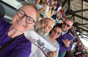 Washington Huskies - NCAA Football vs Washington State Cougars