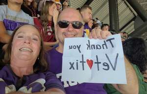 Washington Huskies - NCAA Football vs Washington State Cougars
