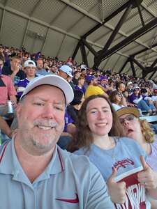 Washington Huskies - NCAA Football vs Washington State Cougars