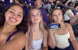 Washington Huskies - NCAA Football vs Washington State Cougars