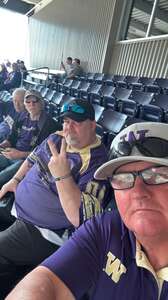 Washington Huskies - NCAA Football vs Washington State Cougars