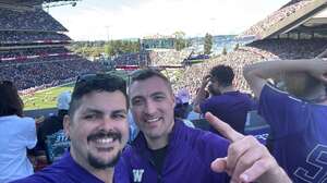 Washington Huskies - NCAA Football vs Washington State Cougars