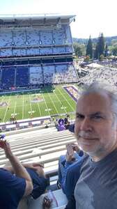 Washington Huskies - NCAA Football vs Washington State Cougars