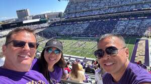 Washington Huskies - NCAA Football vs Washington State Cougars