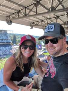 Washington Huskies - NCAA Football vs Washington State Cougars