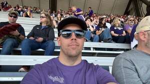 Washington Huskies - NCAA Football vs Washington State Cougars