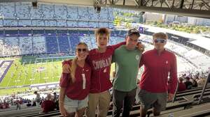 Washington Huskies - NCAA Football vs Washington State Cougars