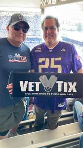 Washington Huskies - NCAA Football vs Washington State Cougars