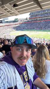 Washington Huskies - NCAA Football vs Washington State Cougars