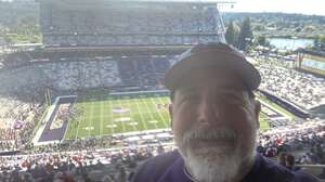 Washington Huskies - NCAA Football vs Washington State Cougars
