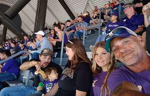 Washington Huskies - NCAA Football vs Washington State Cougars