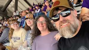 Washington Huskies - NCAA Football vs Washington State Cougars