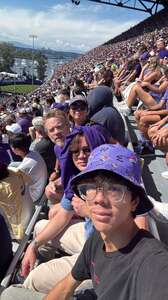 Washington Huskies - NCAA Football vs Washington State Cougars