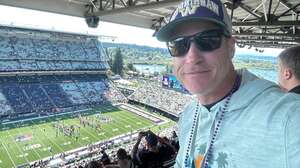 Washington Huskies - NCAA Football vs Washington State Cougars