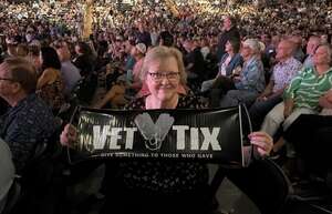 Bryan Adams: Roll with the Punches w/ guest Pat Benatar & Neil Giraldo