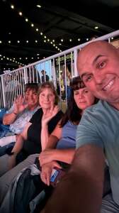 BRAD PAISLEY LIVE