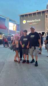 BRAD PAISLEY LIVE
