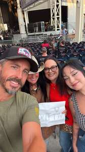 BRAD PAISLEY LIVE