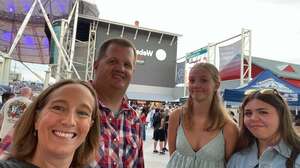 BRAD PAISLEY LIVE