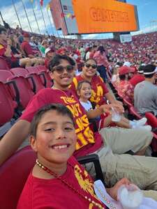 USC Trojans - NCAA Football vs Oregon Ducks