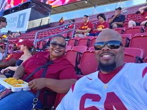 USC Trojans - NCAA Football vs Oregon Ducks