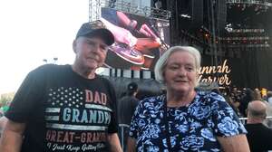 BRAD PAISLEY LIVE