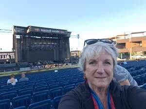 BRAD PAISLEY LIVE