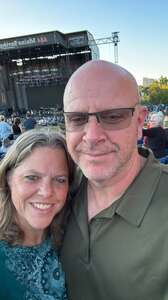 BRAD PAISLEY LIVE