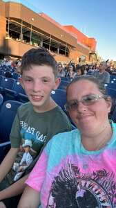 BRAD PAISLEY LIVE