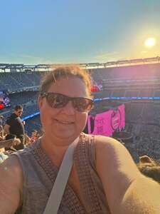 Ed Sheeran: LOOP Tour