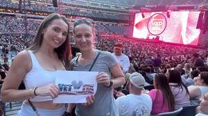 Ed Sheeran: LOOP Tour