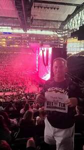 Ed Sheeran: LOOP Tour