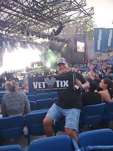 Steve Aoki and Tyga with special guest Twinsick