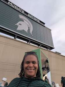 Michigan State Spartans - NCAA Football vs Illinois Fighting Illini