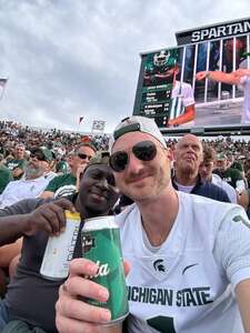 Michigan State Spartans - NCAA Football vs Illinois Fighting Illini