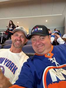 New York Islanders - NHL vs Vancouver Canucks