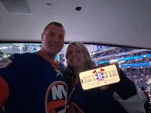 New York Islanders - NHL vs Vancouver Canucks